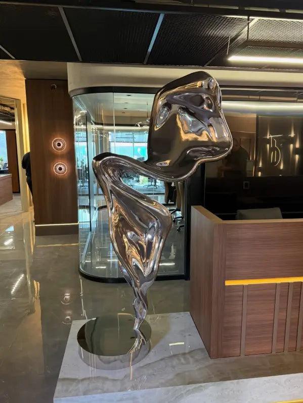 Ofislerde Sanat Eseri ve Heykel Kullanımı