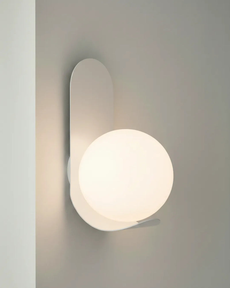 Vector Modern Sconce | Lineer Formlu Duvar Apliği