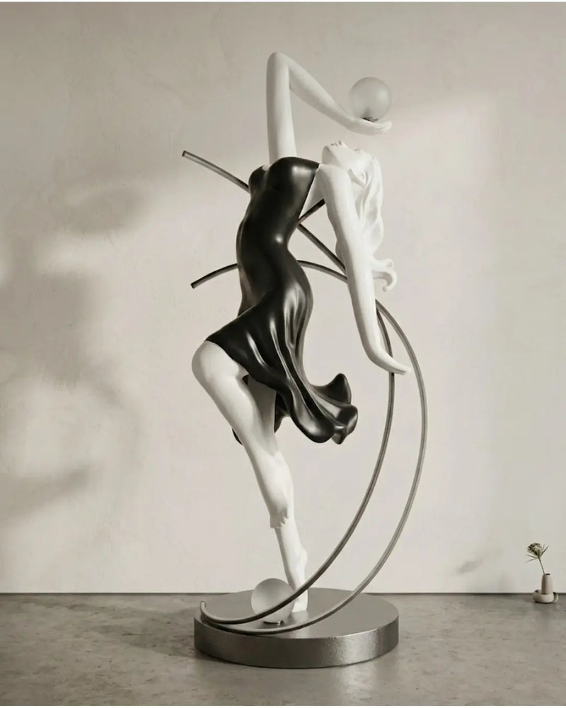 Celestine Lambader | Kadın Figürlü Heykelsi Zemin Lambası (190 cm)