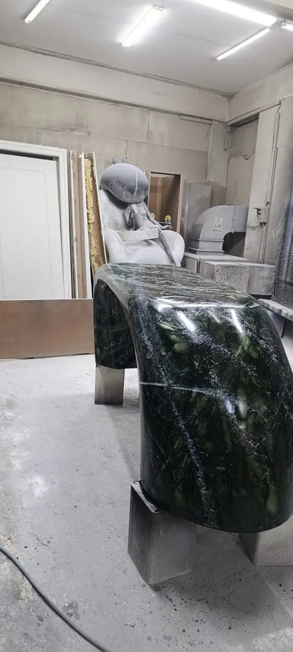 Aureon Amorf Makam Masası