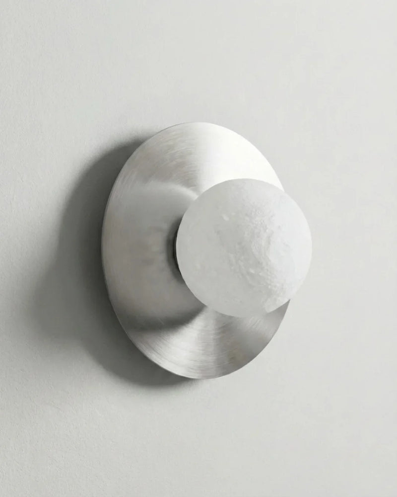Elara Globe Sconce | Mitolojik Formlu Premium Duvar Apliği